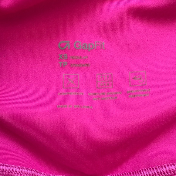 ⭐️ GAP Pink Shimmer Power Bike Shorts XS - Picture 5 of 7